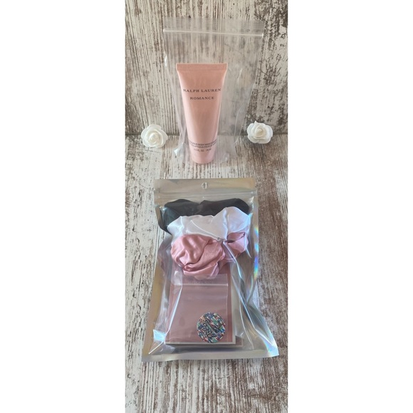 Brand new Ralph Lauren exclusive bundle - Picture 2 of 6